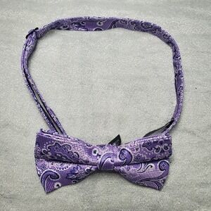 Nicole Miller New York Purple Paisley 100% Silk Bow Tie Adjustable Pre Tied